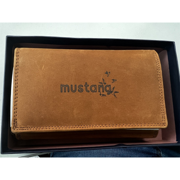06104731 Miustang pénztárca Udine Ltr