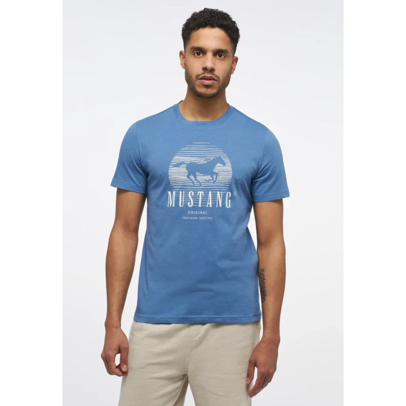 1013803-5169 Mustang póló