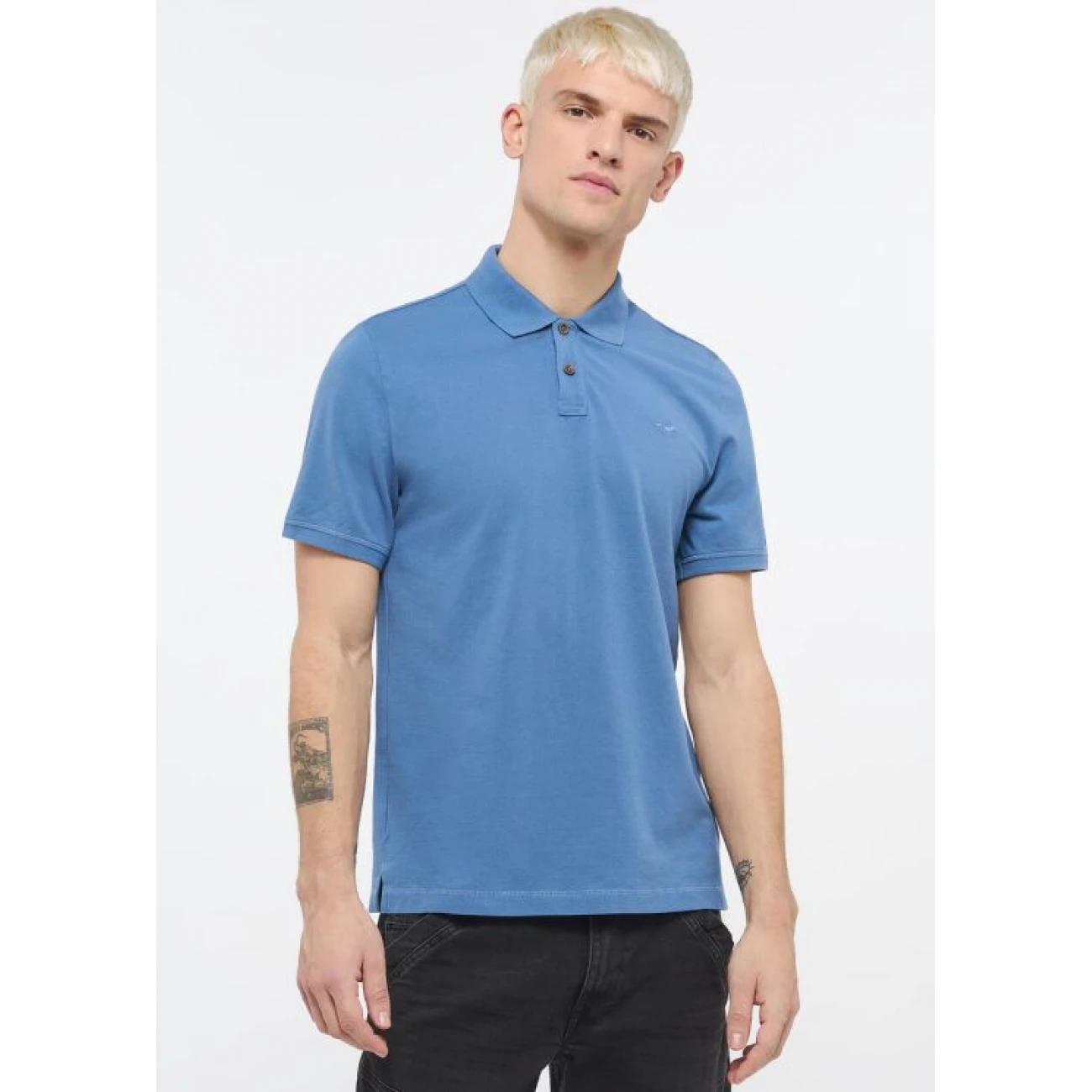 1013818-5169 Mustang galléros póló