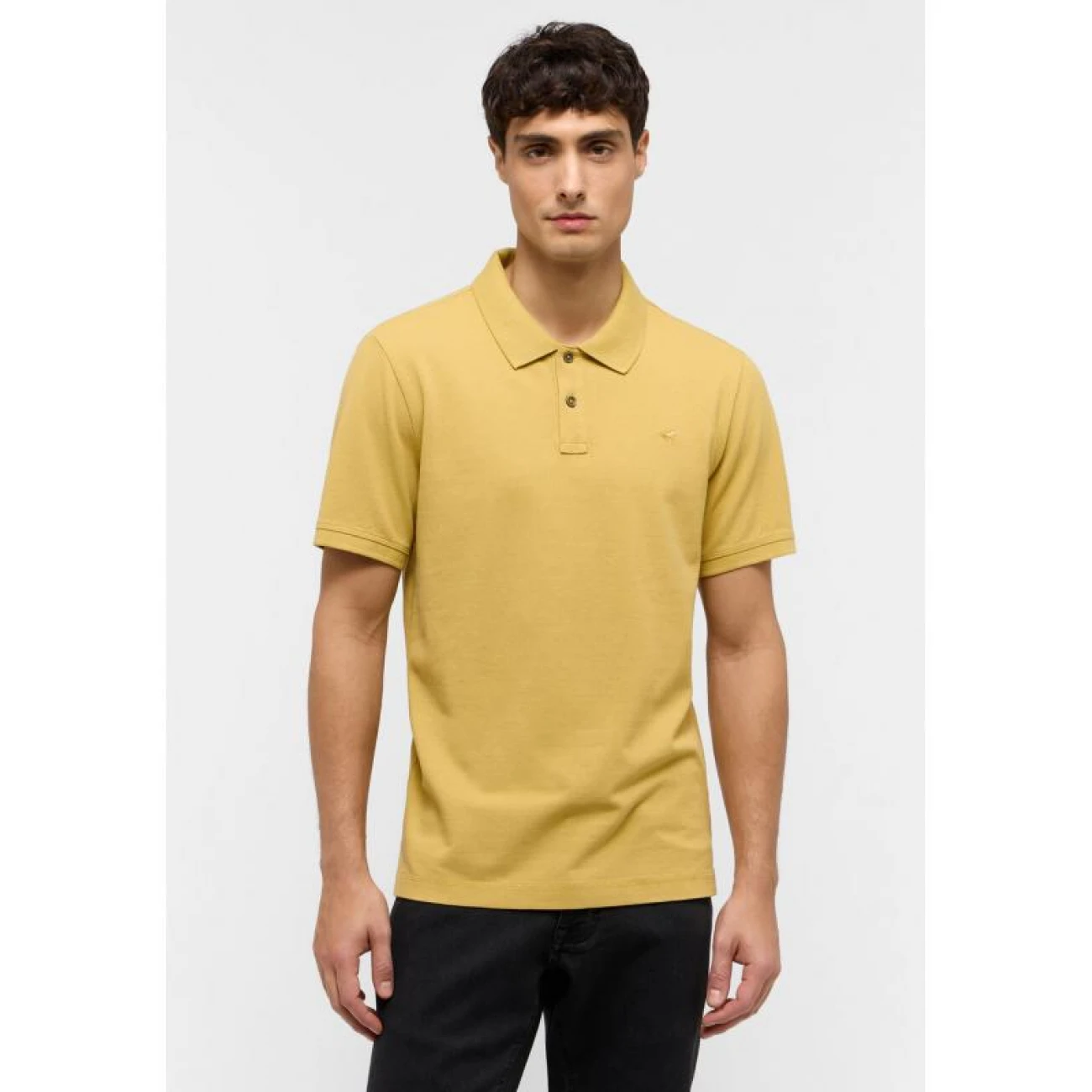 1015680-6450 Mustang galléros póló