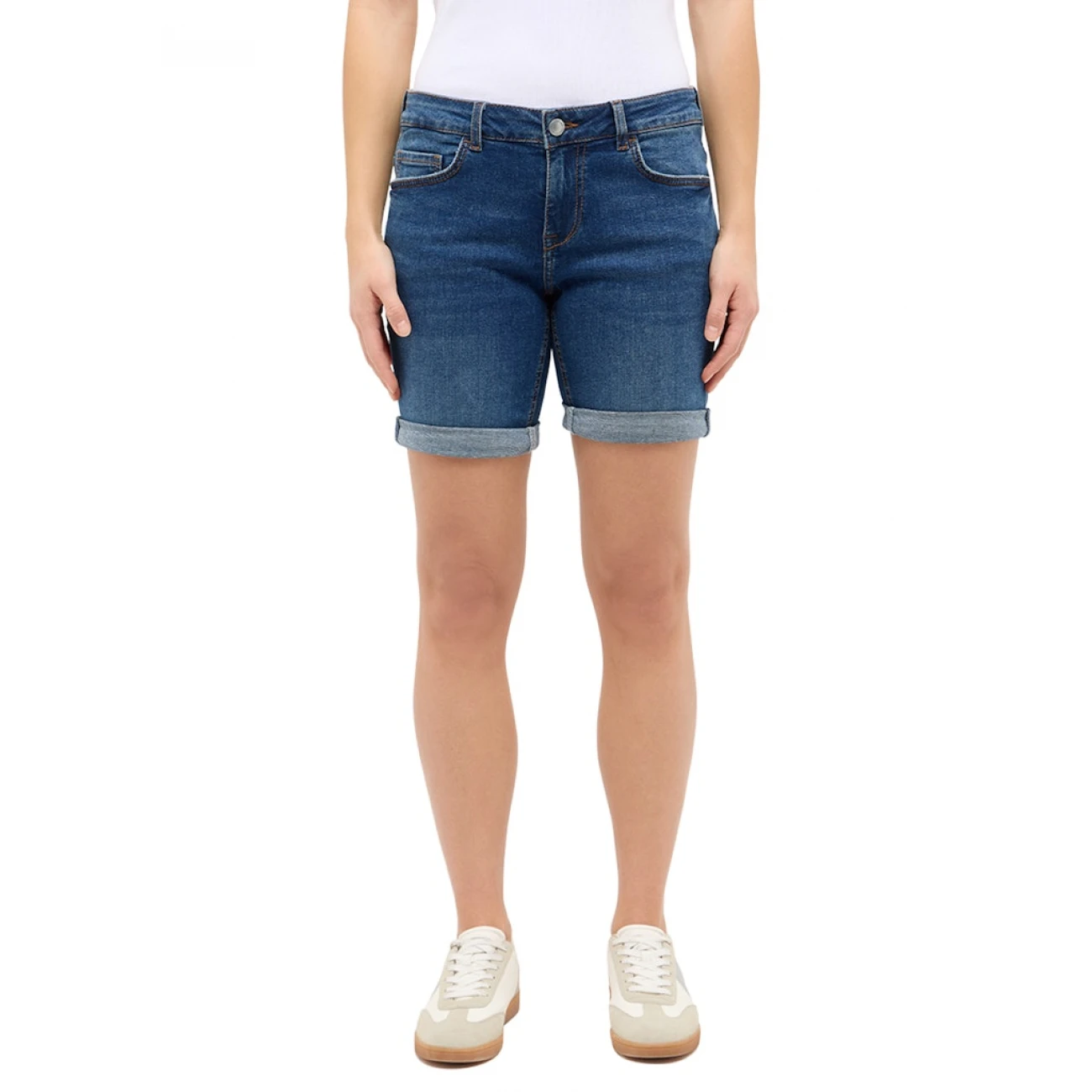 1017916-5000-782 Mustang short Bermuda