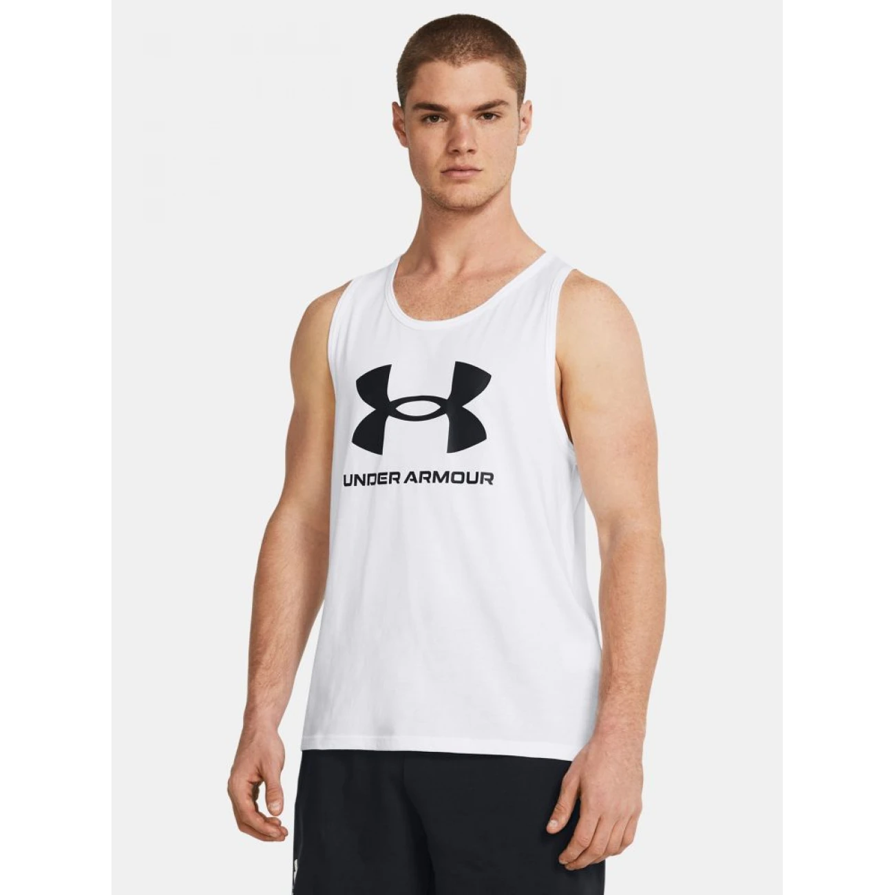 1382883-100 Under Armour trikó