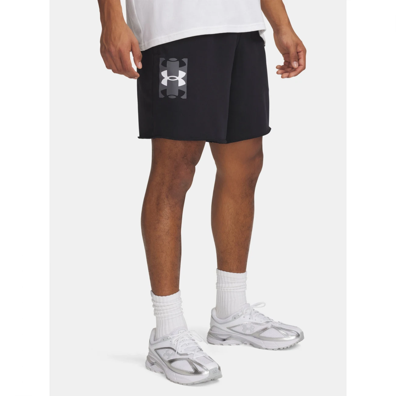 1390147-001 Under Armour rövidnadrág