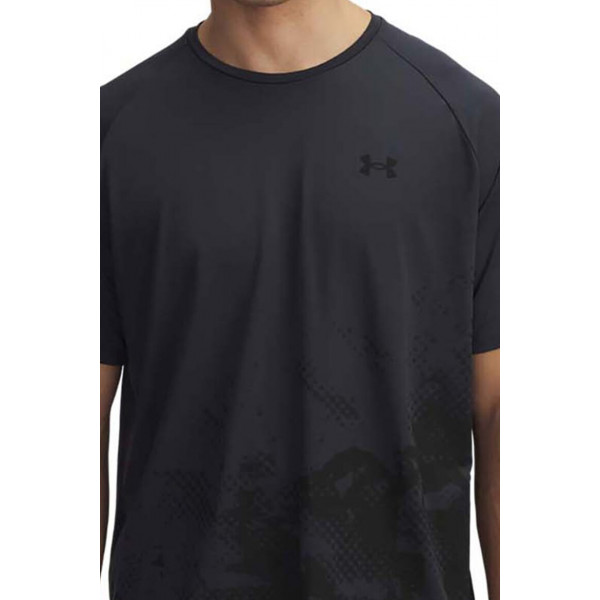 1390209-016 Under Armour póló