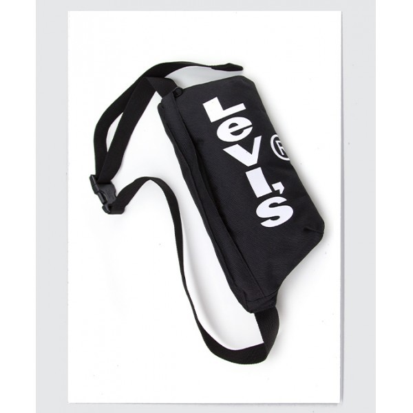 38007-0031-59 Levis övtáska