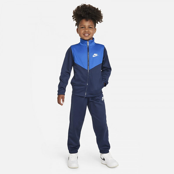 86L049-U90 Nike jogging