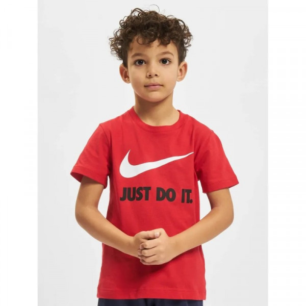 8U9461-U10 Nike póló