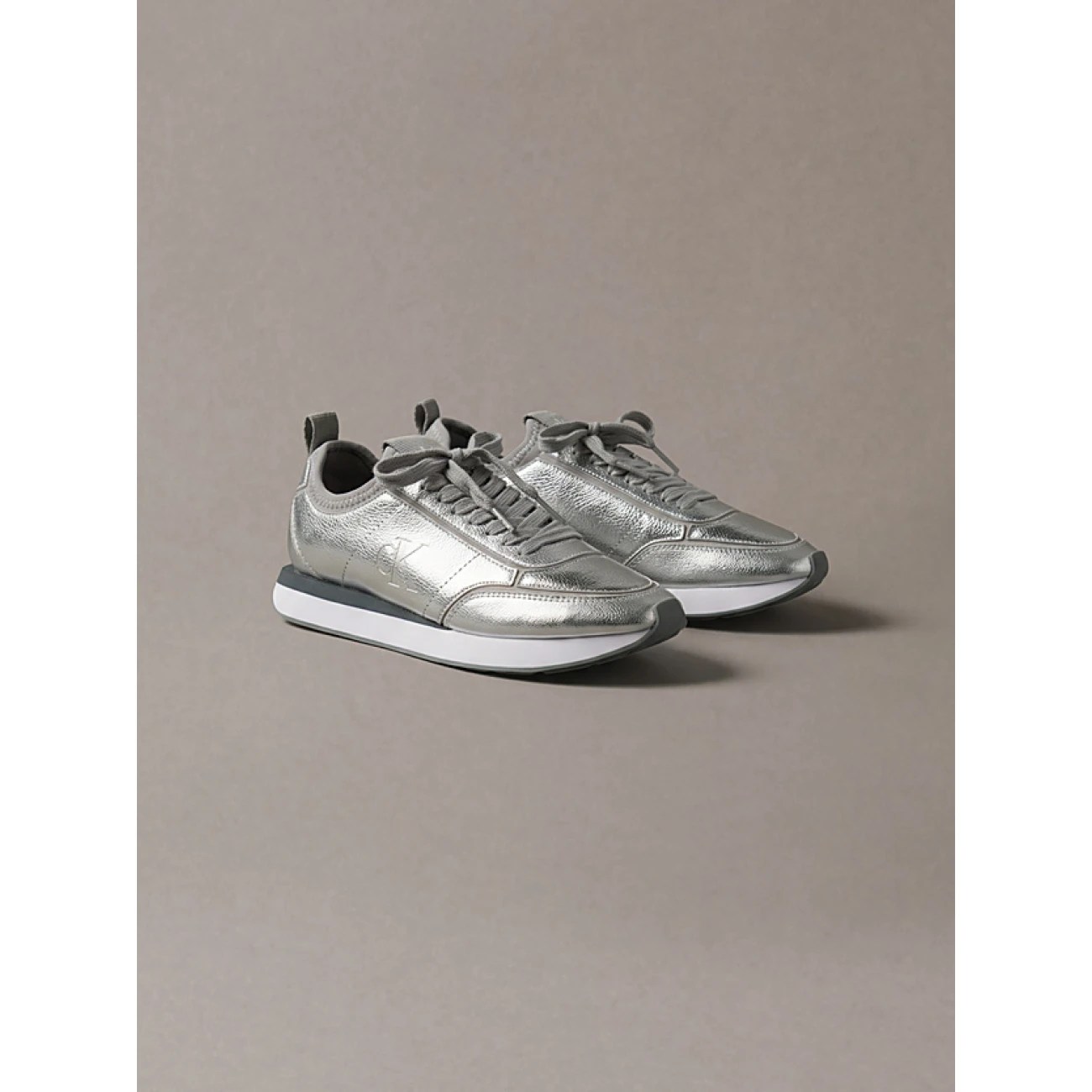 HW0HW03287PE6 Calvin Klein Metallic Ltr Runner Trainers