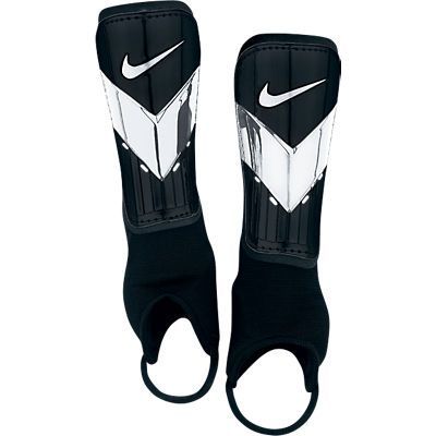 Nike sípcsontvédö