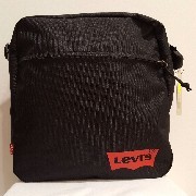 77170-0556-59 Levis táska