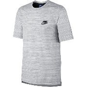 837010-100 Nike póló