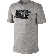 847650-063 Nike póló