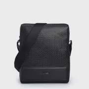 Calvin Klein oldaltáska