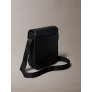 LV04D3131GUB1 Calvin Klein táska