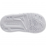 aq9215-011 Nike Jordan Max Aura
