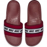 at0051-600 Nike  Benassi