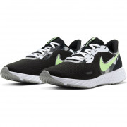 bq3204-007 Nike Revolution 5