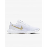 bq3207-108 Nike Revolution