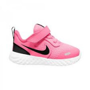 Nike Revolution