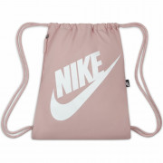 Nike tornazsák*