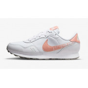 Nike Md Valiant