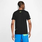 dm6379-010 Nike póló*
