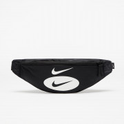 Nike övtáska*