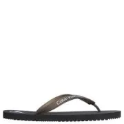 ym0ym012670gm Calvin Klein papucs
