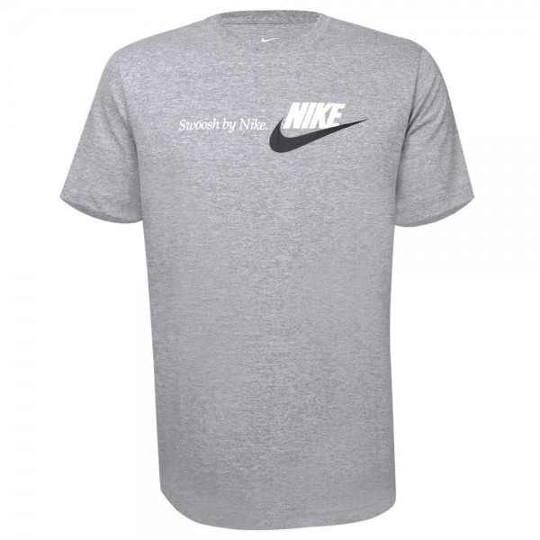 ar5023-063 Nike póló