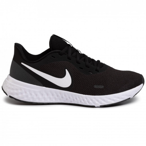 bq3204-002 Nike Revolution 5