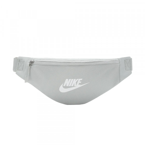 db0488-034 Nike övtáska