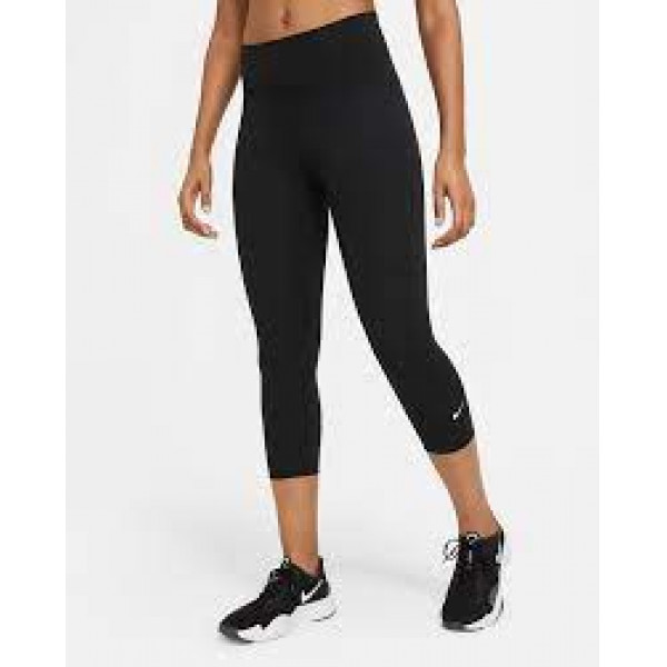 dd0245-010 Nike capri