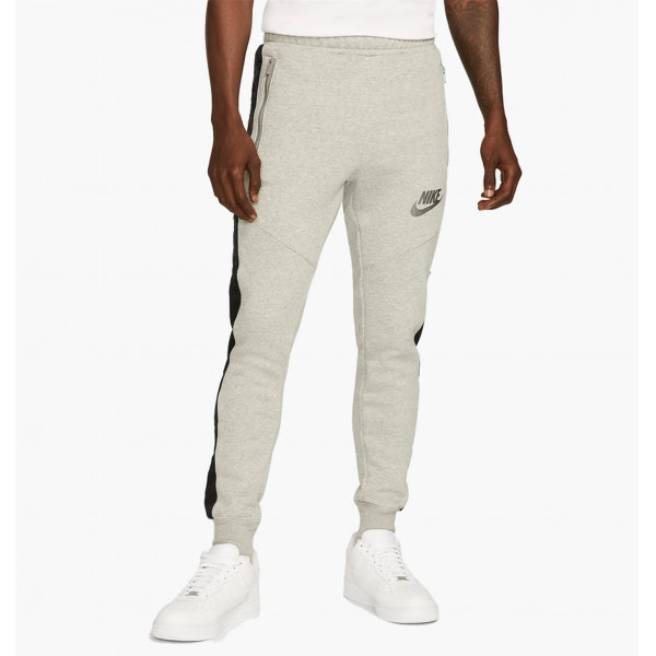 do7232-063 Nike alsó.