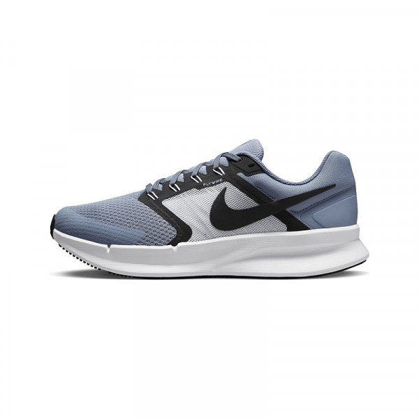 dr2695-400 Nike Run Swift 3