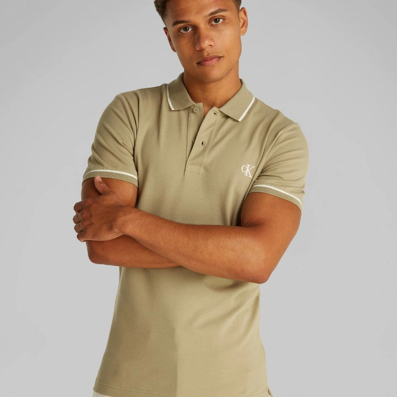 j30j315603hi0 Calvin Klein póló