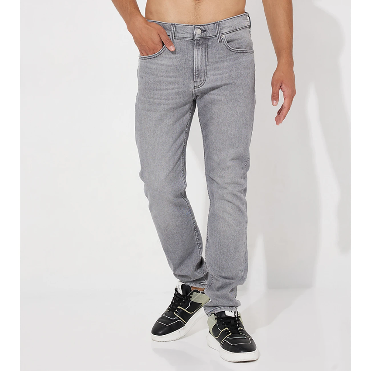 j30j3227991bz Calvin Klein Slim Taper