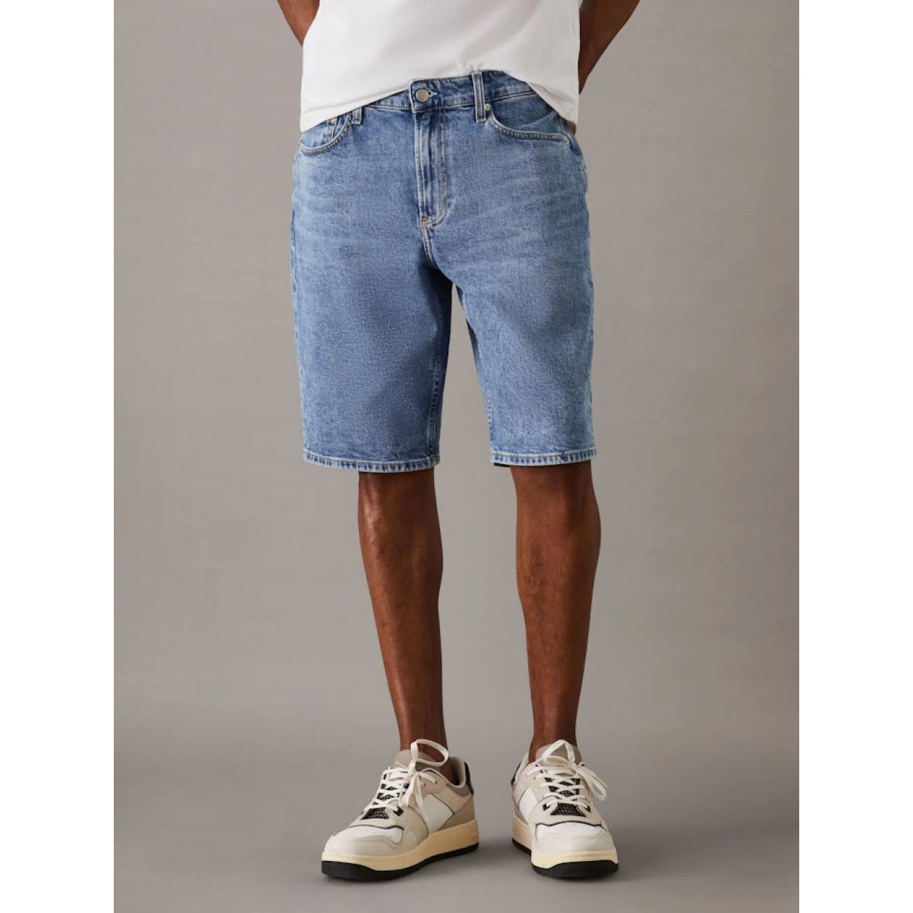 j30j3248741a4 Calvin Klein short