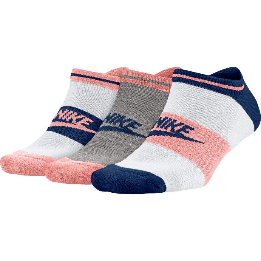 sx5446-915 Nike zokni